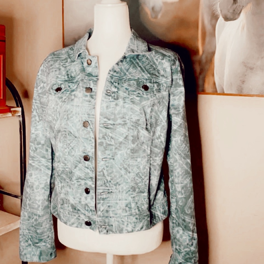 calvin klein jeans || blue patterned jean jacket